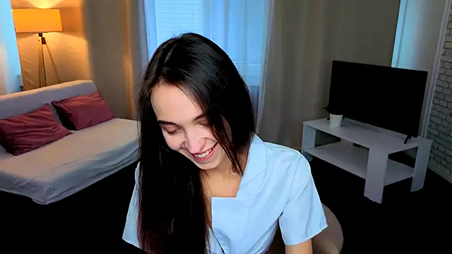 Snapshot of EllaSteele chatting on September 2025 01:55:02 PM EllaSteele online show from September 2025 01:55:02 PM