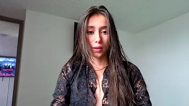 Adhara Kitten online show from June 2026 04:34:01 PM