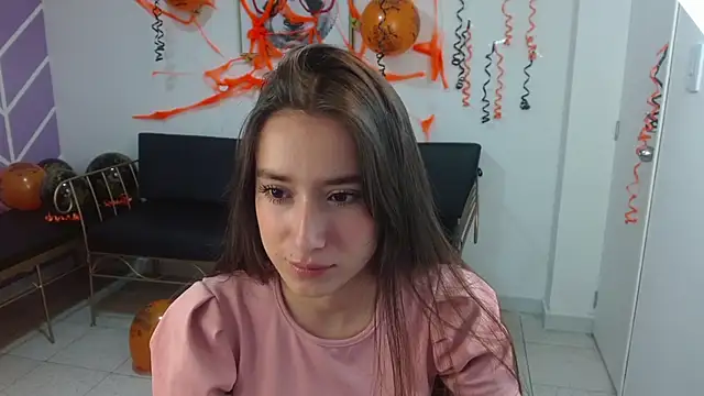 Snapshot of Adhara_Kitten chatting on October 2025 12:59:02 PM Adhara Kitten online show from October 2025 12:59:02 PM