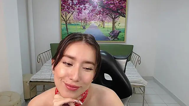 Adhara Kitten online show from September 2025 12:58:01 PM
