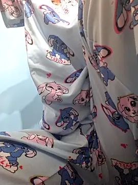 aellabeyonce online show from September 2025 07:53:01 AM