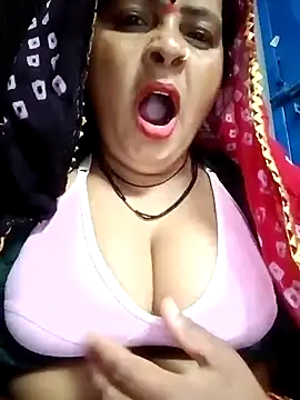 Hot komal1 online show from April 2026 07:55:01 PM