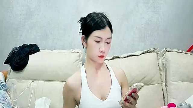 xiaoLI-2025 online show from September 2025 02:50:01 PM
