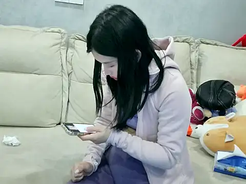 xiaoLI-2025 online show from November 2025 03:15:02 PM