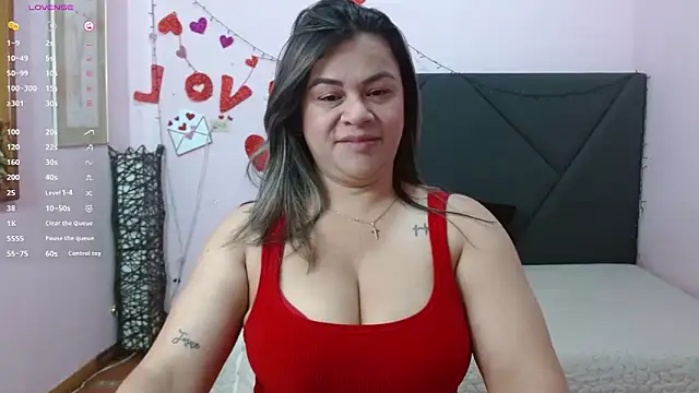 pamela echeverria online show from May 2026 11:16:01 AM