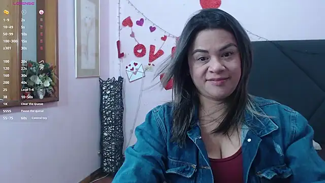 pamela echeverria online show from April 2026 11:14:01 AM