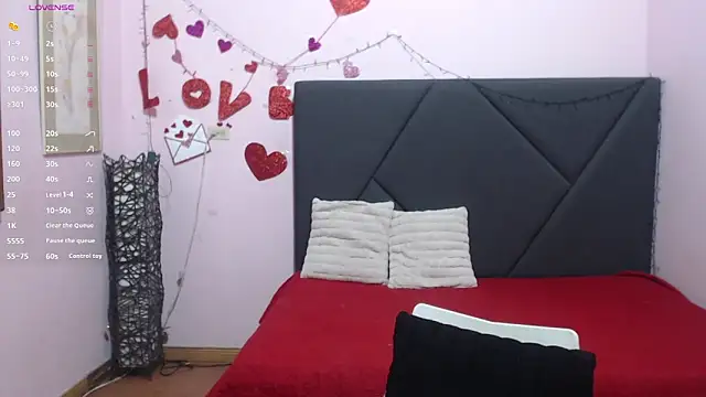 pamela echeverria online show from April 2026 11:16:01 AM