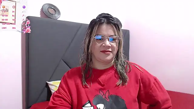 pamela echeverria online show from October 2025 11:00:01 AM