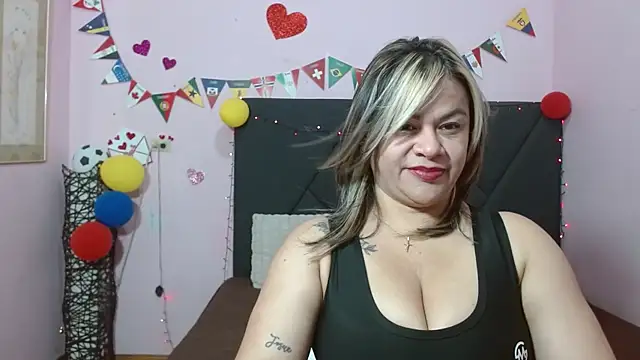 pamela echeverria online show from June 2026 11:16:02 AM