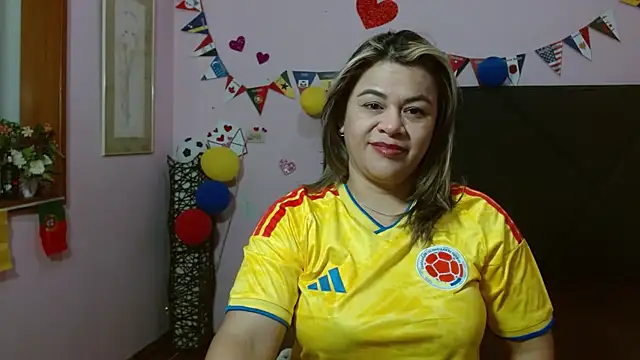 pamela echeverria online show from June 2026 11:38:01 AM