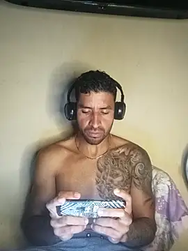 Alexsexygamer online show from November 2025 02:59:01 AM