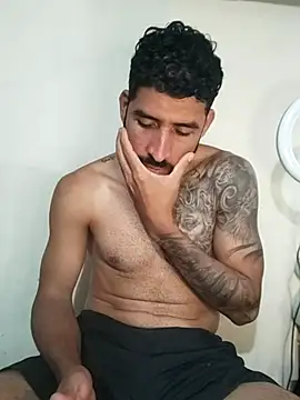 Alexsexygamer online show from November 2025 09:04:01 PM