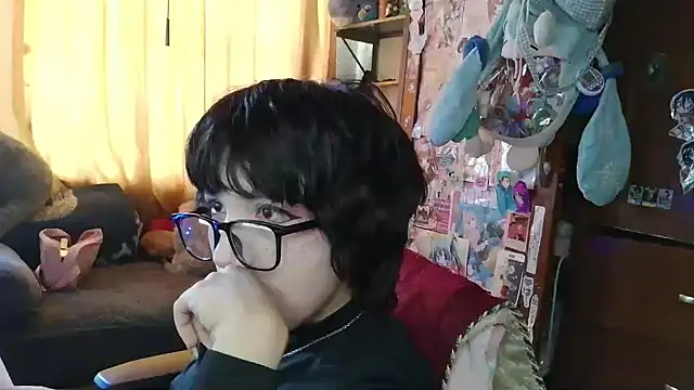 Terraelowen online show from April 2026 01:24:01 PM