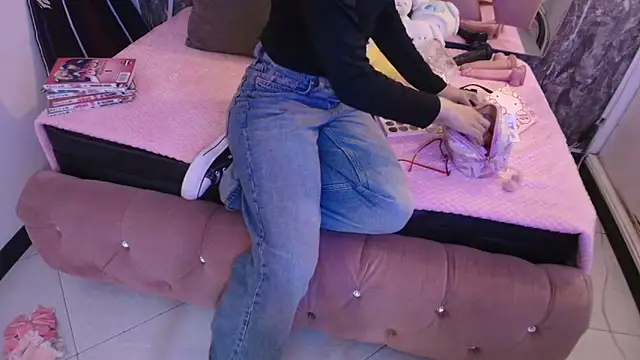 Terraelowen online show from February 2026 11:32:02 AM