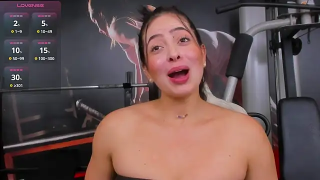 Snapshot of AlaskaAmato chatting on October 2025 07:13:02 PM AlaskaAmato online show from October 2025 07:13:02 PM