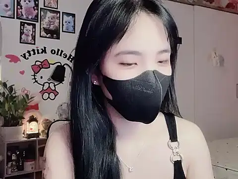 keelinnn19 online show from November 2025 06:08:01 PM