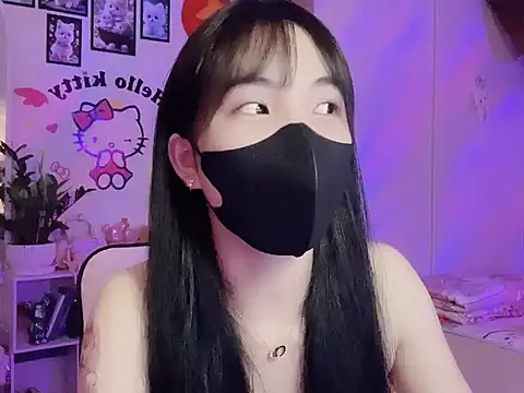keelinnn19 online show from October 2025 06:23:02 PM