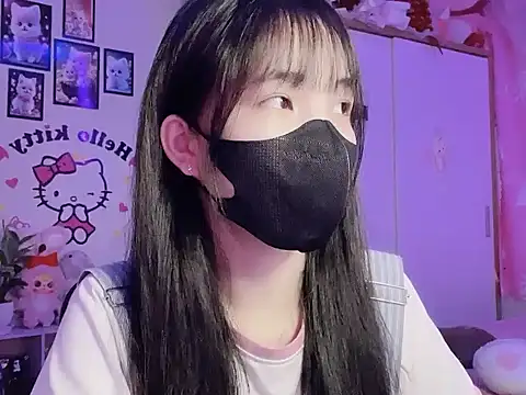 keelinnn19 online show from October 2025 10:57:01 AM