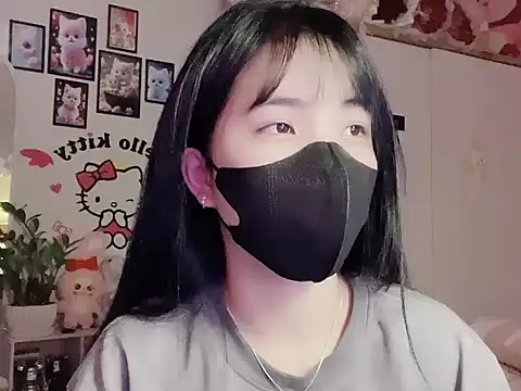 keelinnn19 online show from November 2025 07:28:01 PM