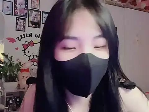 keelinnn19 online show from November 2025 06:44:02 PM