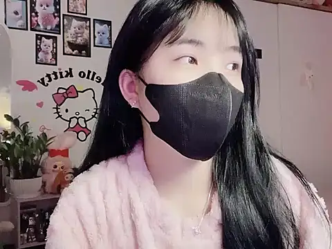 keelinnn19 online show from November 2025 08:45:01 PM