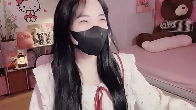 keelinnn19 online show from March 2026 06:48:01 PM