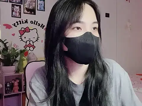 keelinnn19 online show from October 2025 07:47:02 PM