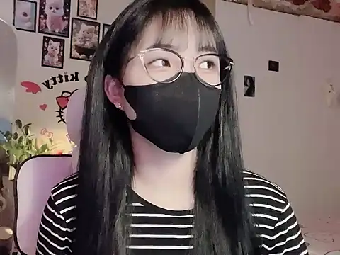 keelinnn19 online show from December 2025 07:01:01 PM