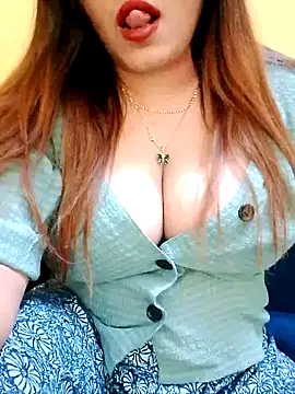 Suhana Darling online show from November 2025 10:46:02 PM