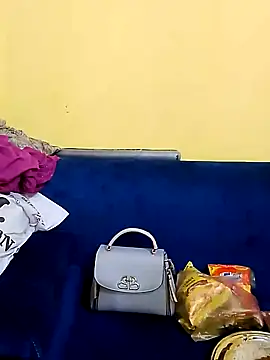 Suhana Darling online show from November 2025 04:23:02 PM