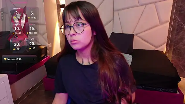 sophiaa 7 online show from October 2025 11:23:01 AM