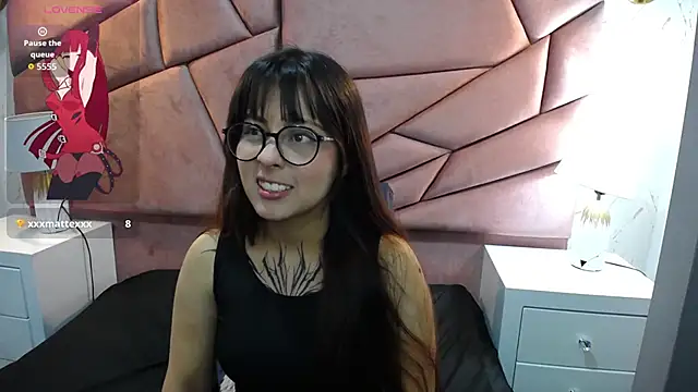 sophiaa 7 online show from October 2025 11:45:02 AM