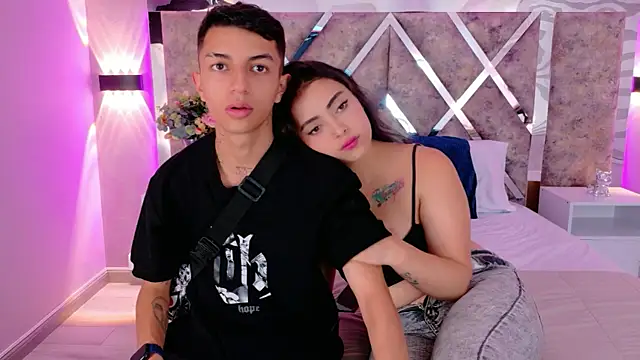 NickandAbby  online show from January 2026 08:25:02 PM