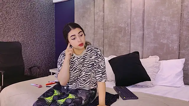 Snapshot of NickandAbby_ chatting on November 2025 12:20:02 PM NickandAbby online show from November 2025 12:20:02 PM