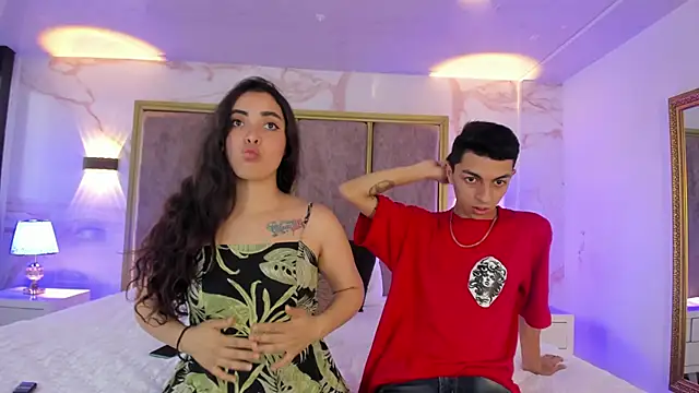 NickandAbby  online show from March 2026 08:10:01 PM