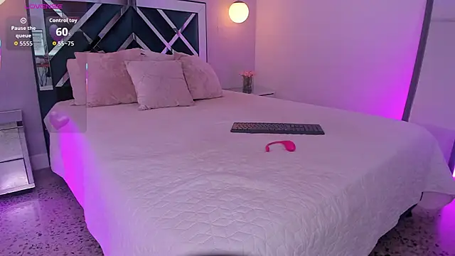 meloody7 online show from December 2025 11:35:01 AM