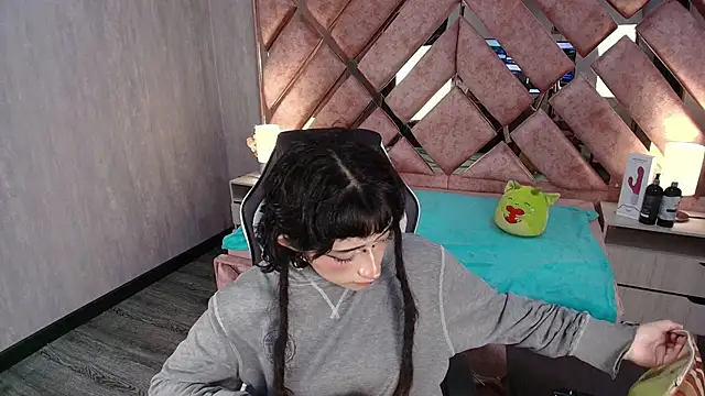 Babyyrasta666 online show from November 2025 03:28:02 AM