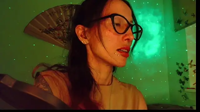 KiotoShine online show from November 2025 06:08:01 PM