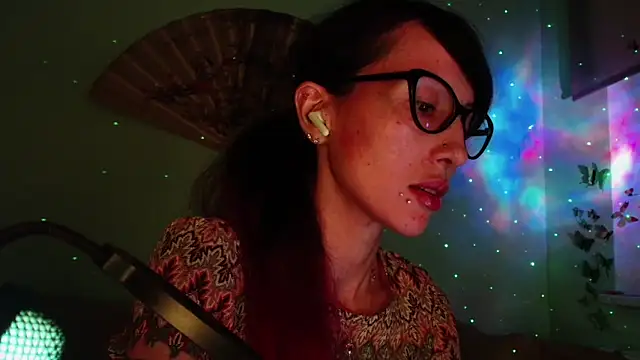 Snapshot of KiotoShine chatting on February 2026 07:00:02 PM KiotoShine online show from February 2026 07:00:02 PM