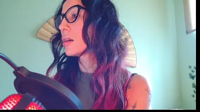 KiotoShine online show from December 2025 08:30:02 AM