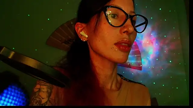 KiotoShine online show from December 2025 06:46:01 PM