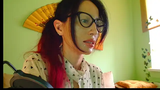 KiotoShine online show from October 2025 09:22:02 AM