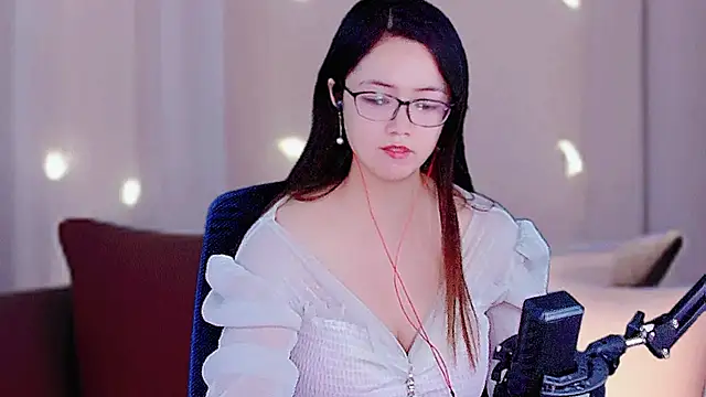 Snapshot of September79 chatting on November 2025 11:52:02 PM September79 online show from November 2025 11:52:02 PM