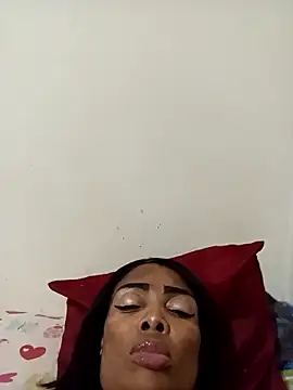 SEXYMOANSXX online show from April 2026 02:32:01 PM