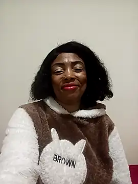 Snapshot of SEXYMOANSXX chatting on November 2025 05:01:02 AM SEXYMOANSXX online show from November 2025 05:01:02 AM