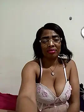 SEXYMOANSXX online show from April 2026 02:29:02 AM