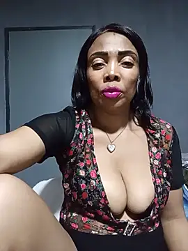 SEXYMOANSXX online show from May 2026 04:51:01 PM