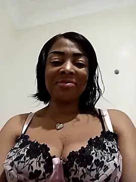 SEXYMOANSXX online show from April 2026 05:45:01 AM