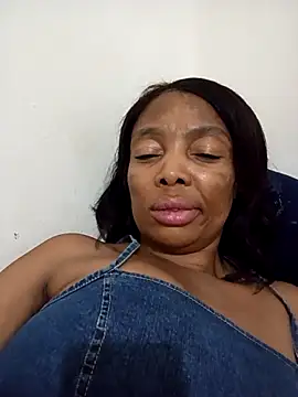 SEXYMOANSXX online show from February 2026 09:23:01 PM