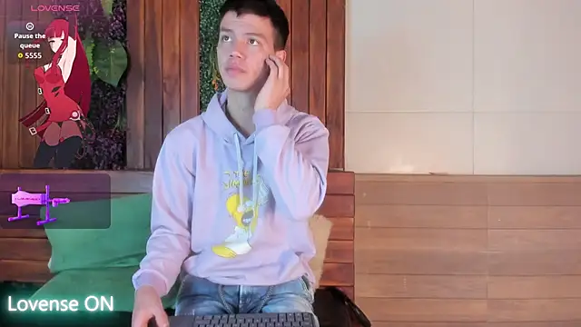 nicktorn online show from September 2025 12:17:02 PM
